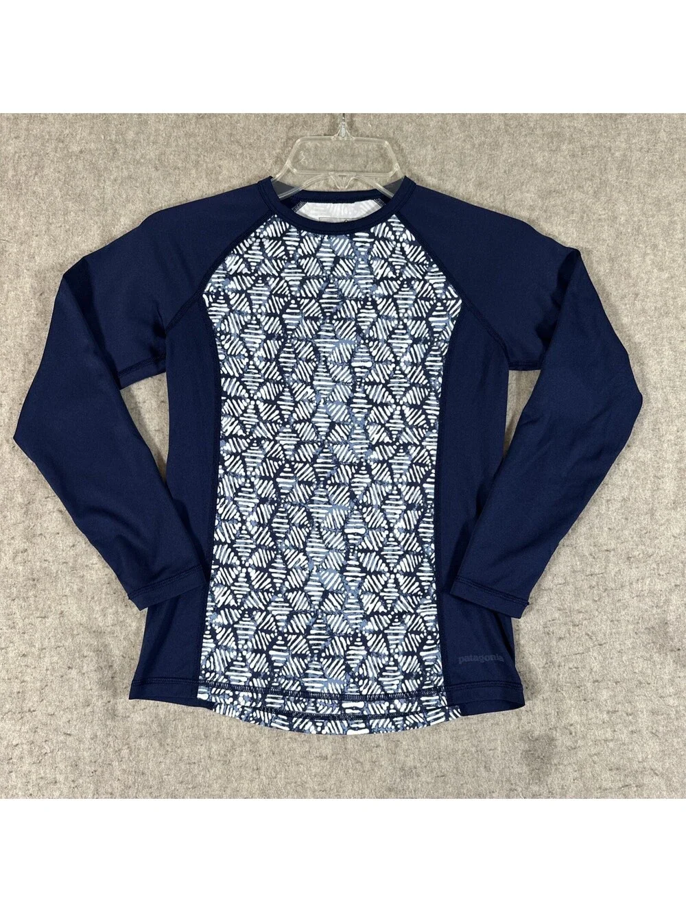 Patagonia Girl’s Shirt Medium 10 Silk weight Rashguard Long Sleeve Blue